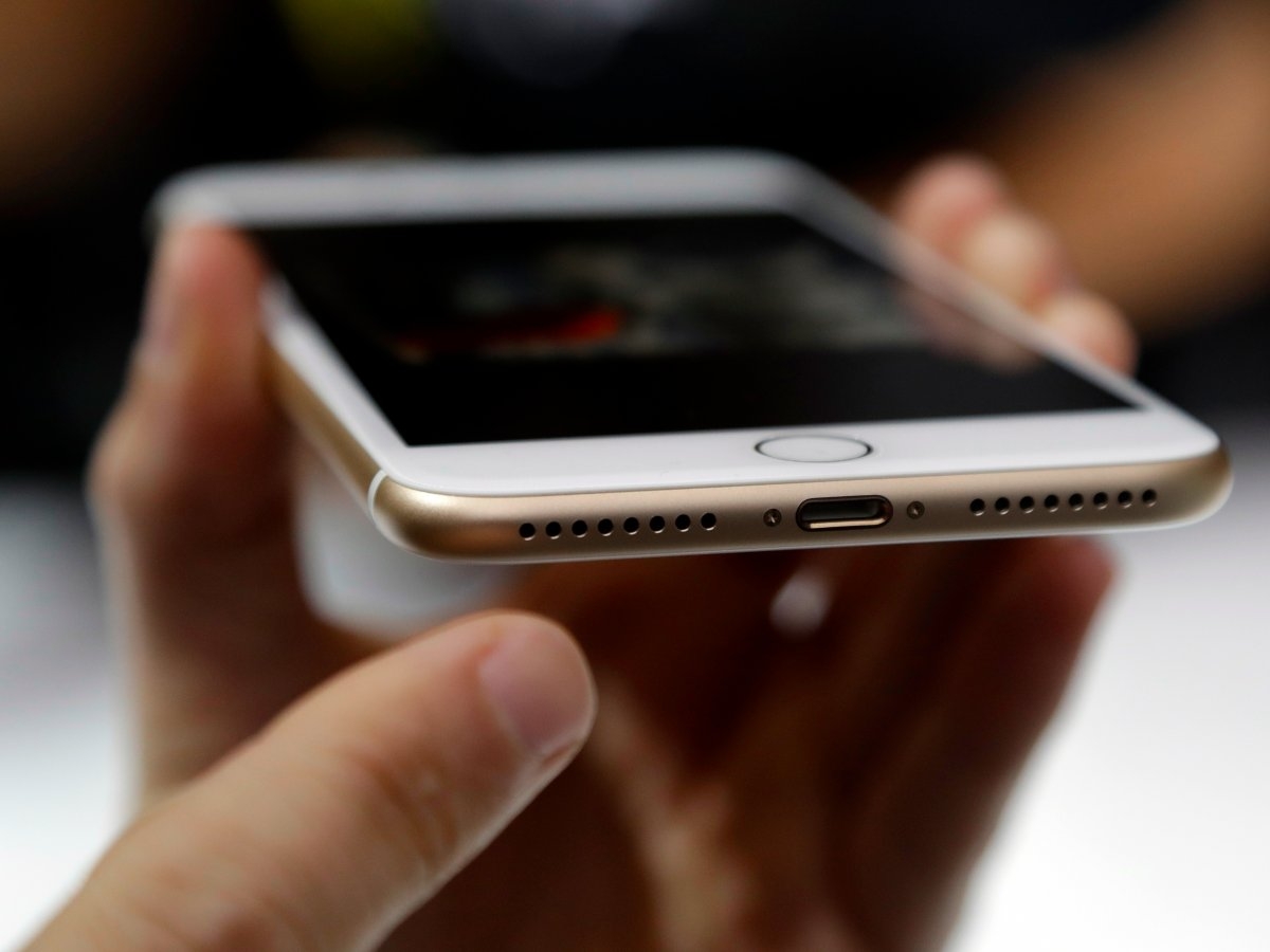 12 tin đồn có khả năng trở thành sự thực về iPhone 2017 17