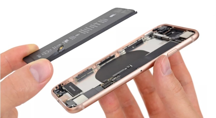 Mổ xẻ iPhone 8, người ta tìm thấy nhiều điều thú vị 1