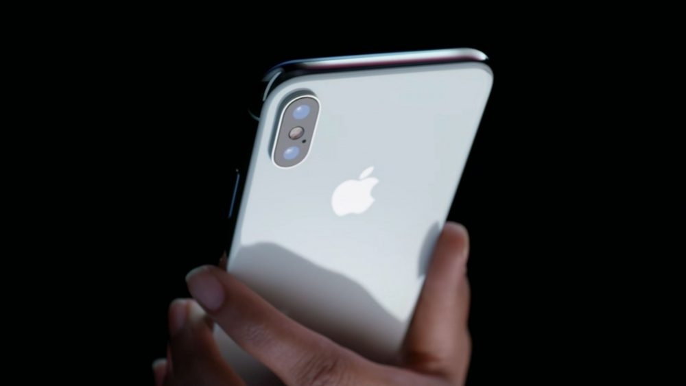Những cái nhất của iPhone X mà chưa một thế hệ iPhone nào có được 6