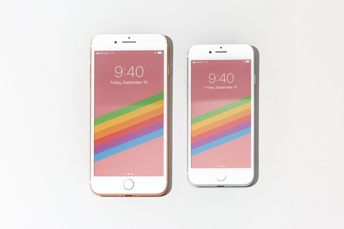 Tại sao bạn nên mua iPhone 8 thay vì iPhone X 32