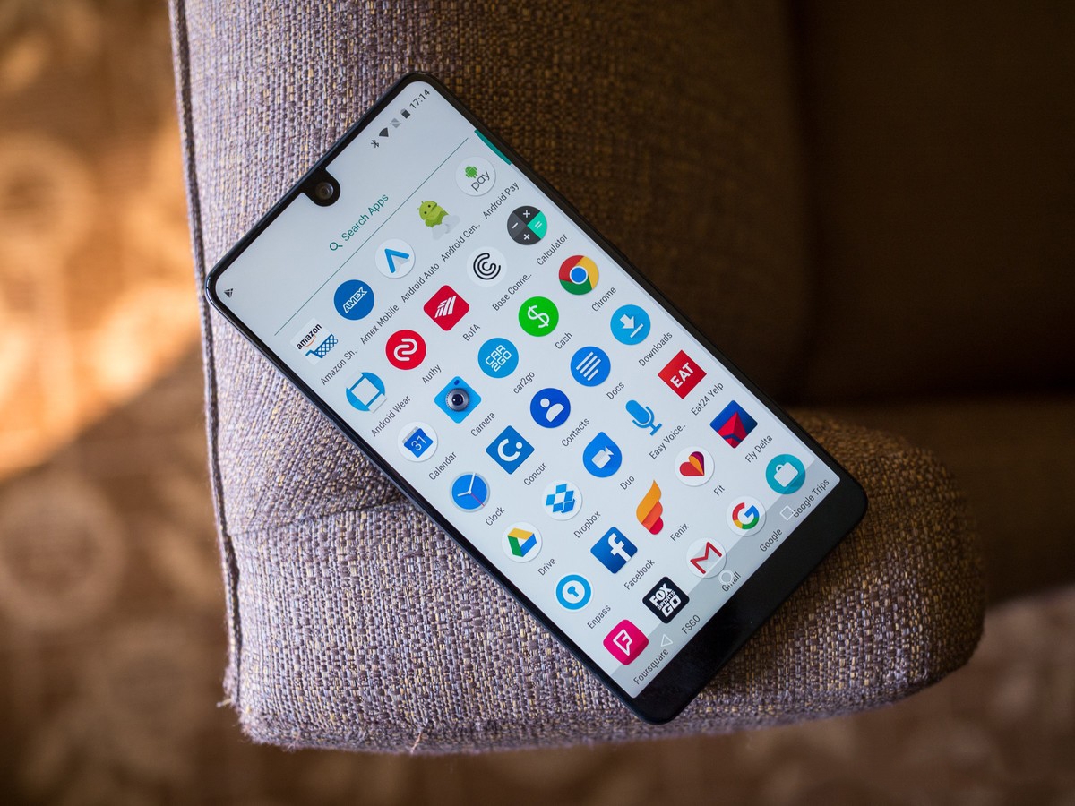 LG sắp chuẩn bị trình làng smartphone có vùng khuyết giống iPhone X 1