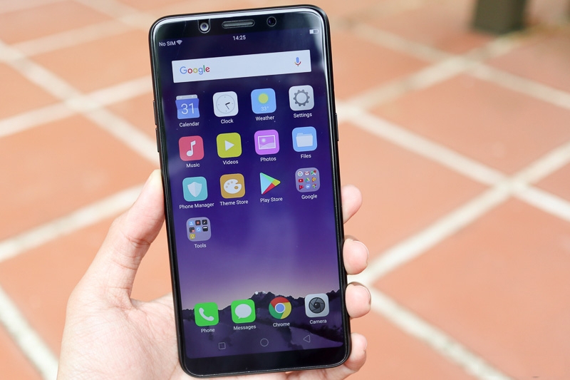 Nhìn lại các sản phẩm FullView tầm trung trên thị trường 56