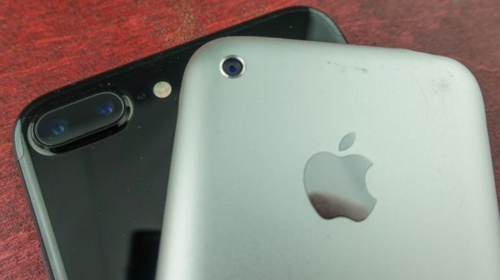 iPhone 2G đối đầu iPhone 7 Plus: điều gì đã xảy ra trong 1 thập kỉ? 2