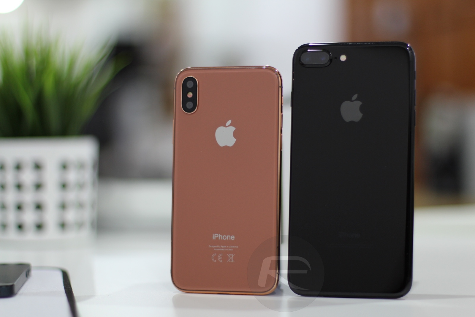 Ngắm nhìn iPhone 8 đọ dáng với tất cả các thế hệ iPhone trước 389