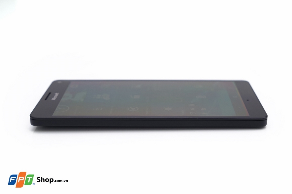 Trên tay Lumia 950XL chính hãng tại FPT Shop