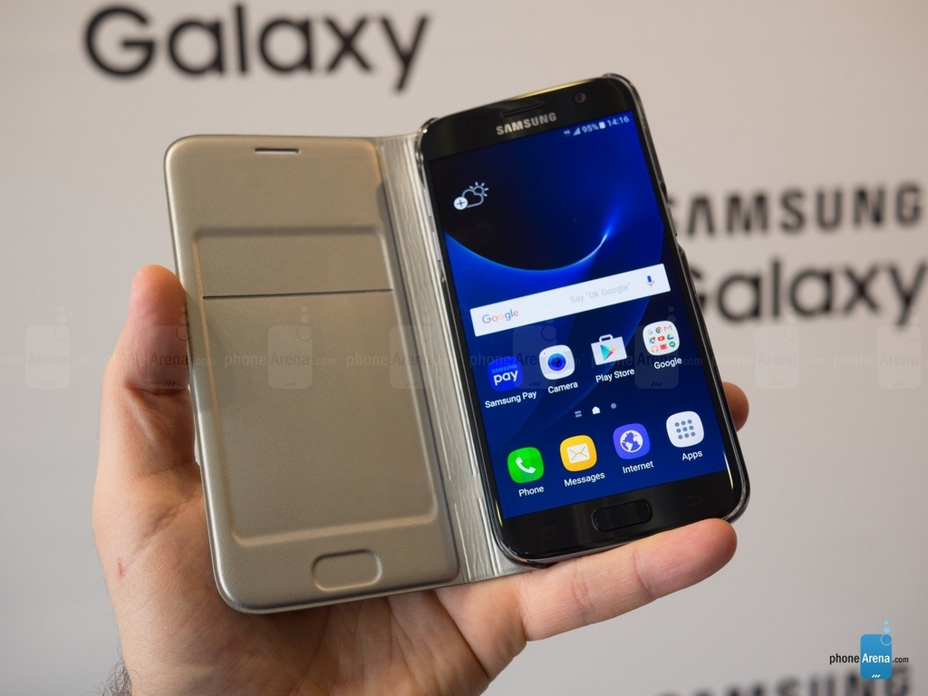 Trên tay Galaxy S7 & S7 edge cùng các phụ kiện cực kool Trên tay Galaxy S7 & S7 edge cùng các phụ kiện cực kool
