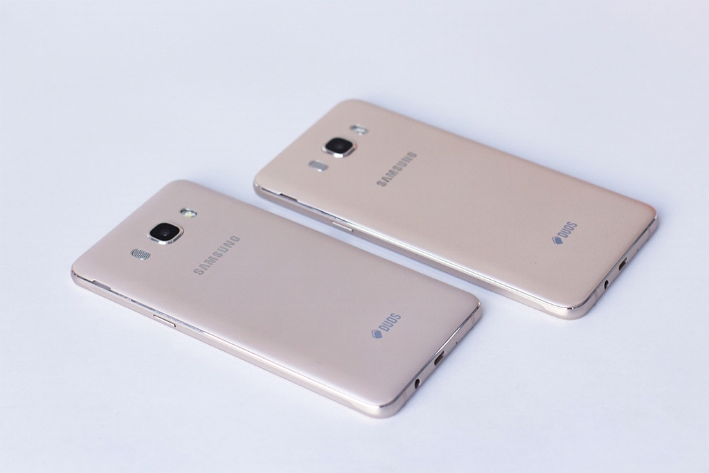 Galaxy J5 & J7 2016 lựa chọn đáng giá phân khúc bình dân