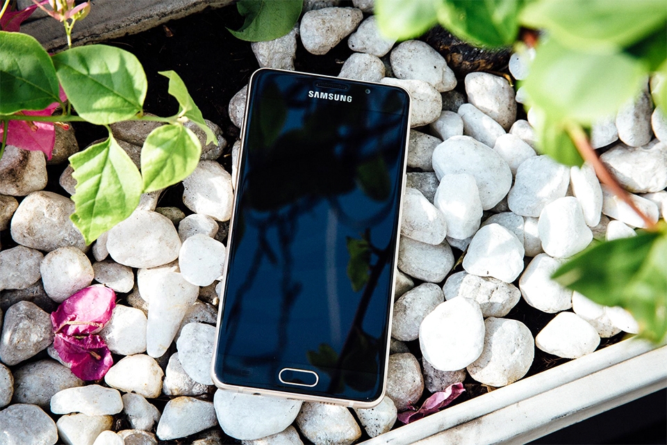 Samsung Galaxy A5 2016 đời thường đẹp mê ly