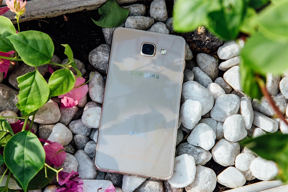 Samsung Galaxy A5 2016 đời thường đẹp mê ly
