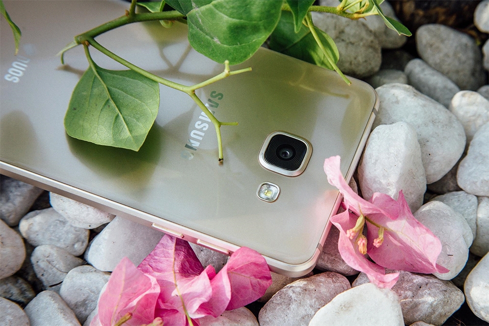 Samsung Galaxy A5 2016 đời thường đẹp mê ly