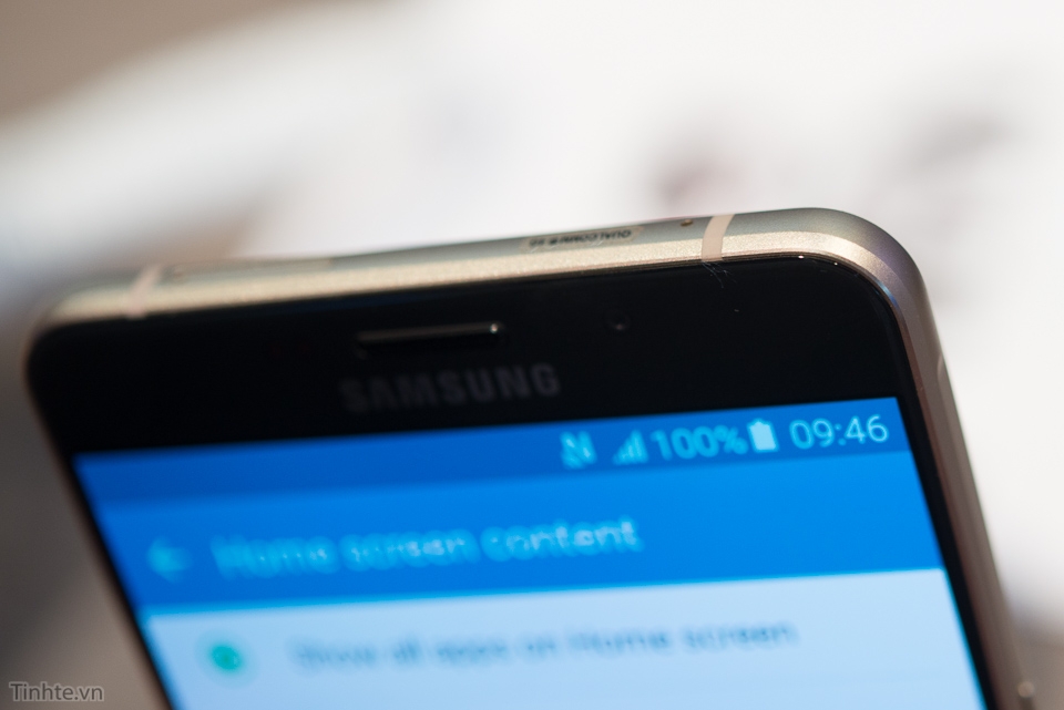 Trên tay Samsung Galaxy A9 - Màn hình to pin trâu