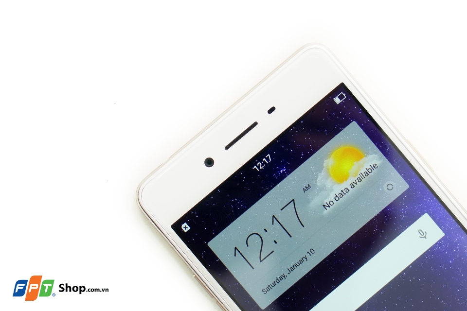 Trên tay Oppo F1 - Smartphone cho người thích sống ảo Trên tay Oppo F1 - Smartphone cho người thích sống ảo