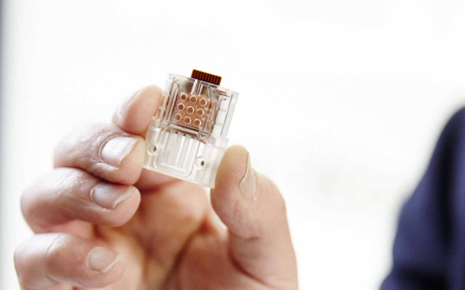 USB xét nghiệm HIV chính xác tới 95% USB xét nghiệm HIV chính xác tới 95%