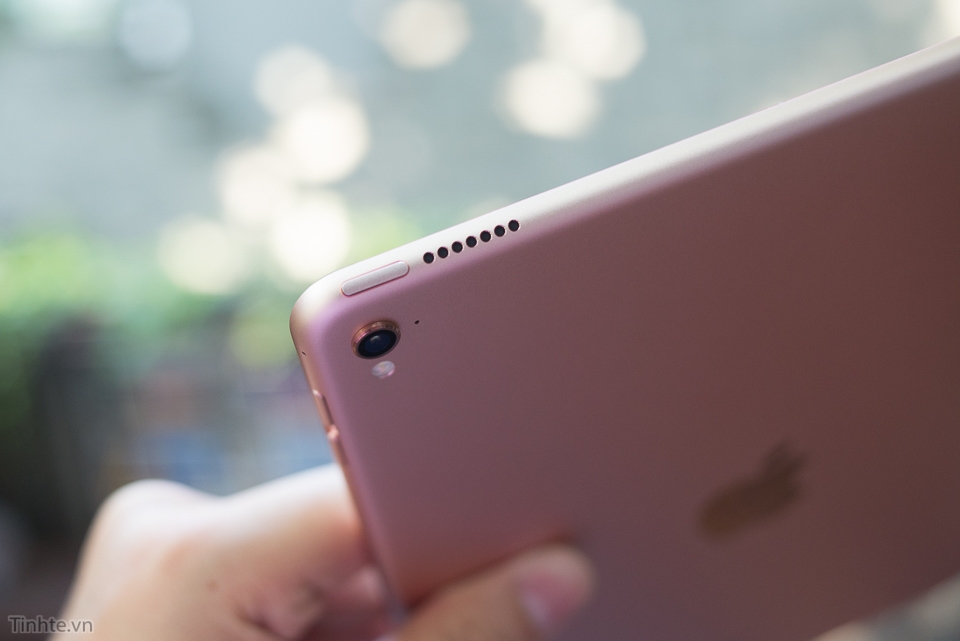 Trên tay iPad Pro 9,7 inch