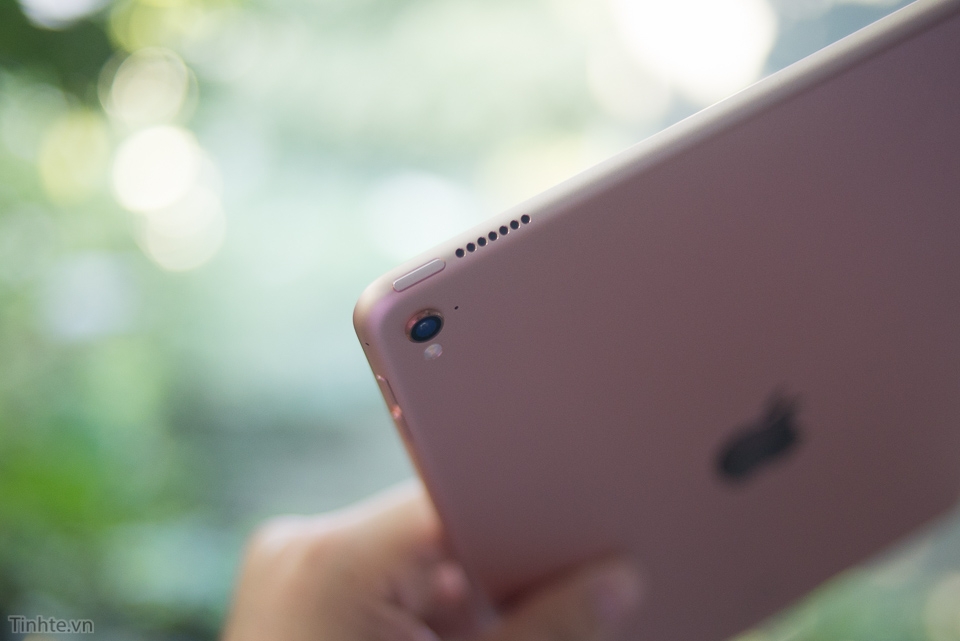 Trên tay iPad Pro 9,7 inch