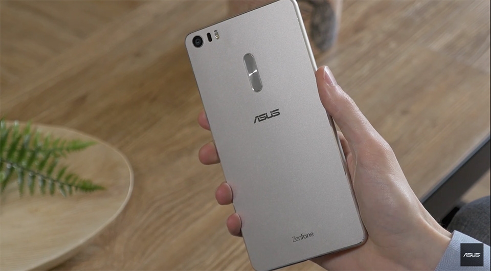 Điểm mặt 5 smartphone có màn hình lớn đáng mua và chờ đợi Điểm mặt 5 smartphone có màn hình lớn đáng mua và chờ đợi