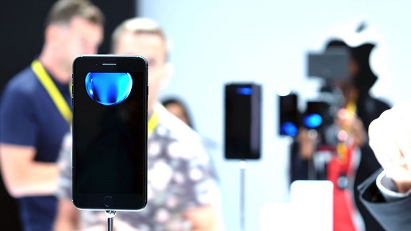 Khi nào thì iPhone 7 mới tới tay người dùng tại VN? Khi nào thì iPhone 7 mới tới tay người dùng tại VN?