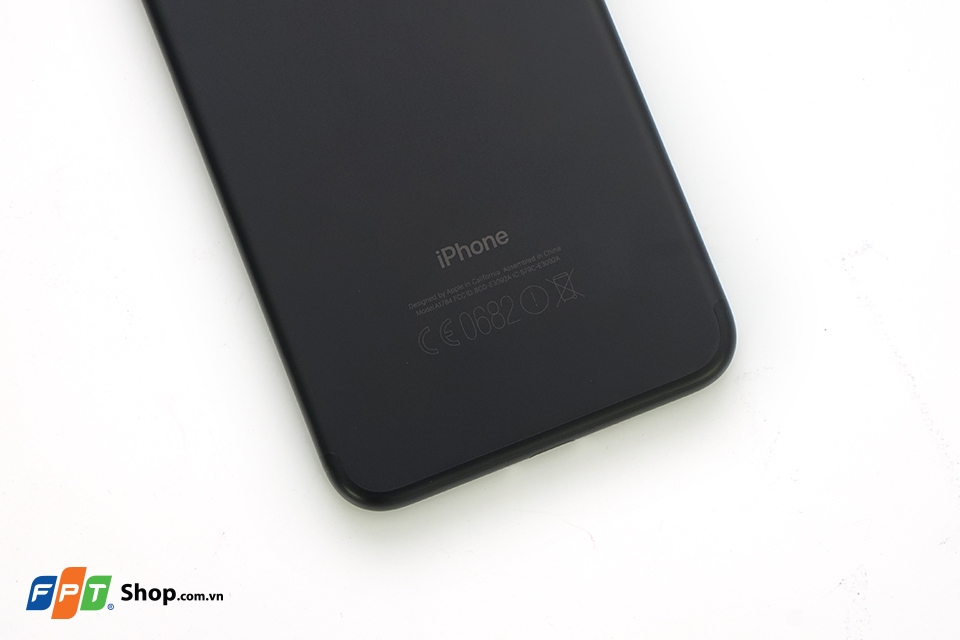 Trên tay iPhone 7 Plus Matte Plus