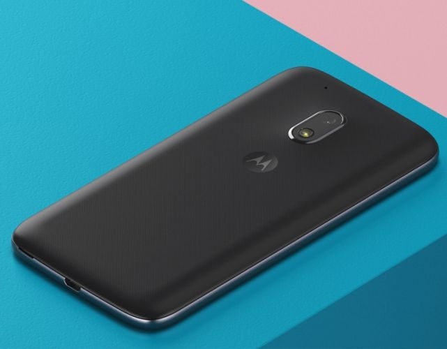 Smartphone giá rẻ Moto G4 Play có giá bán 135 USD