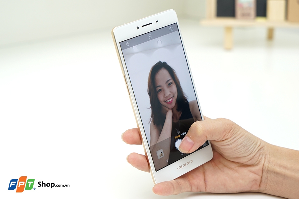 OPPO R7s