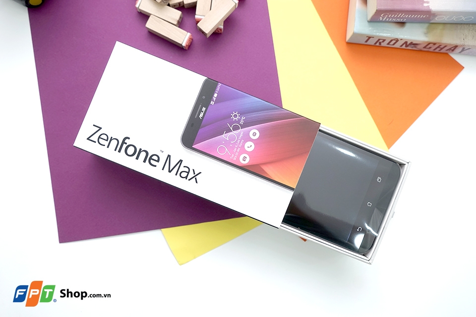 Trên tay Asus Zenfone Max: Smartphone pin siêu khủng