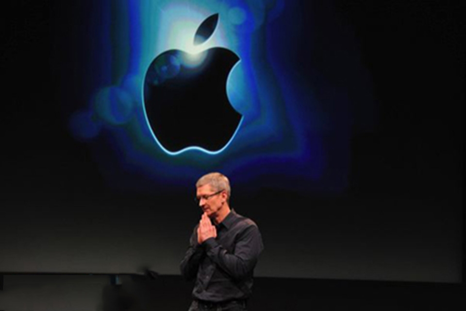 Doanh số iPhone lần đầu tiên sụt giảm kể từ năm 2007