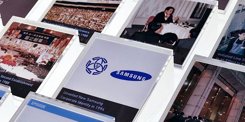 Samsung đăng video 33 năm phát triển của hãng.