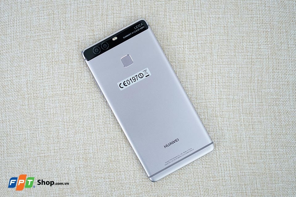 Mở hộp Huawei P9 đầu tiên tại Việt Nam