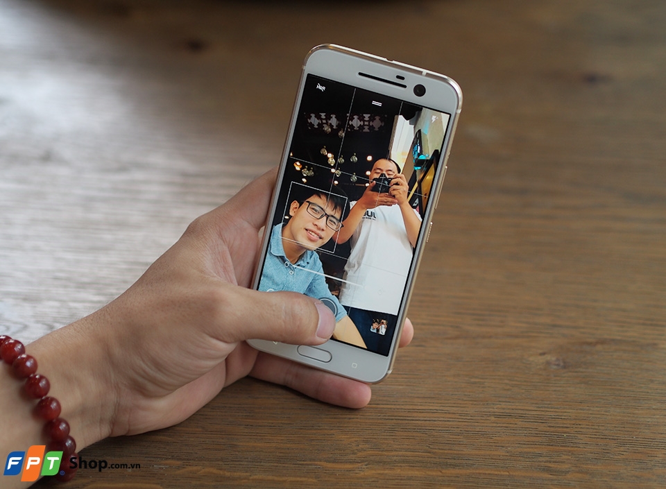 Trên tay HTC 10 tại Việt Nam: Rất đáng để trải nghiệm