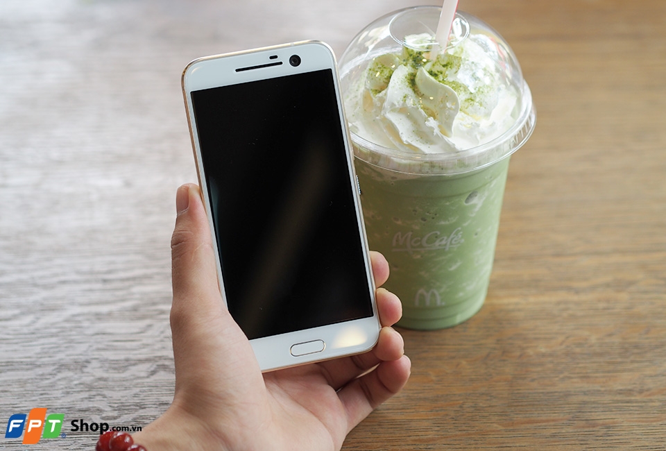 Trên tay HTC 10 tại Việt Nam: Rất đáng để trải nghiệm