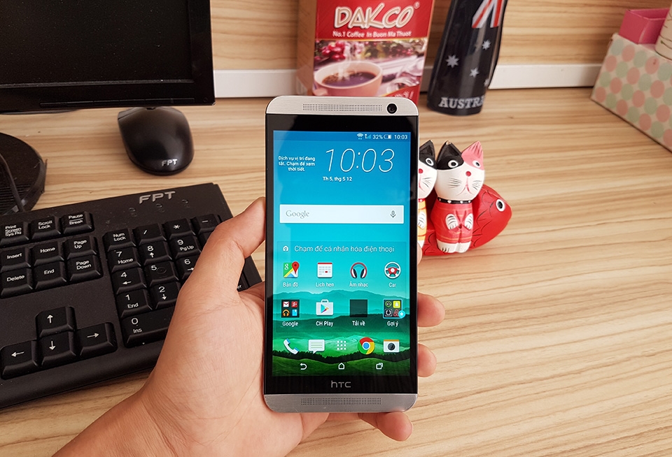 Trên tay HTC One E9 Dual SIM: Thiết kế trẻ trung, mỏng và nhẹ