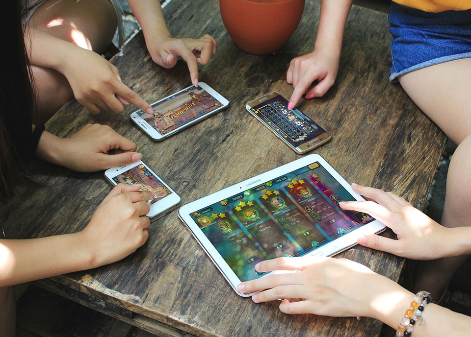 Các tựa game mobile phổ biến nhất năm 2016 Các tựa game mobile phổ biến nhất năm 2016