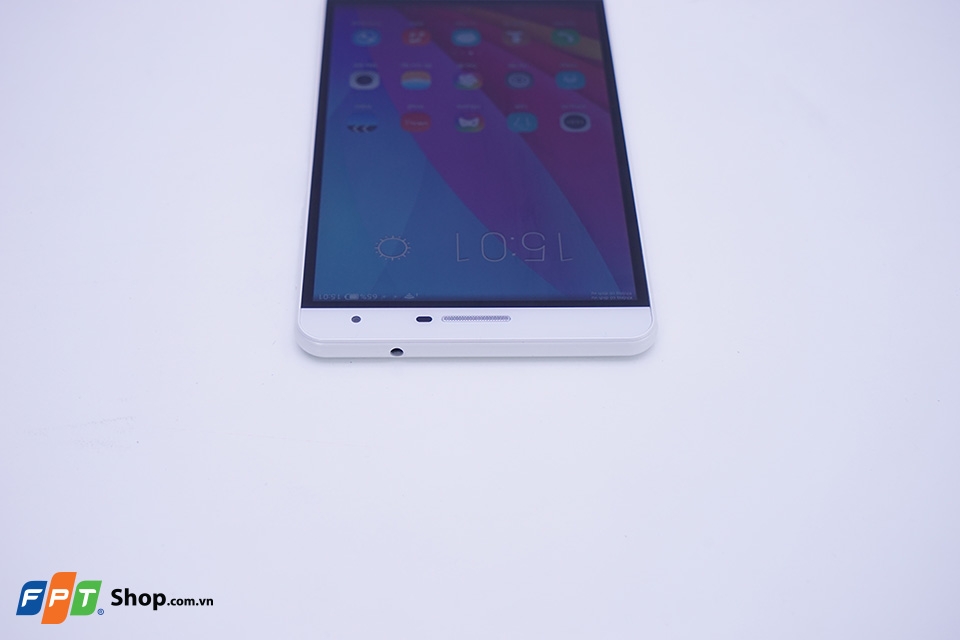 Trên tay Huawei MediaPad T2 7.0 Pro tại FPT Shop