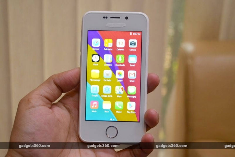 Trên tay smartphone rẻ nhất thế giới giá 3.6 USD