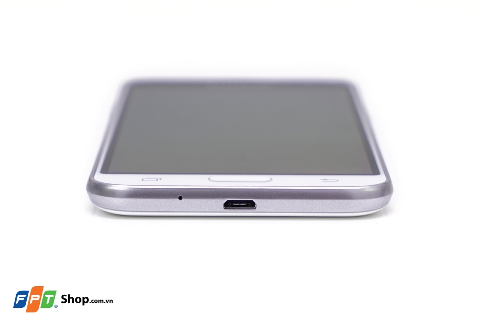 Trên tay Samsung Galaxy J3: Thiết kế trẻ trung, bắt mắt