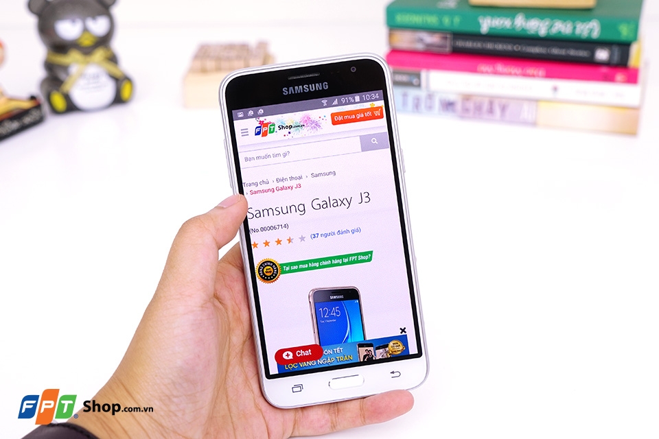 Trên tay Samsung Galaxy J3: Thiết kế trẻ trung, bắt mắt