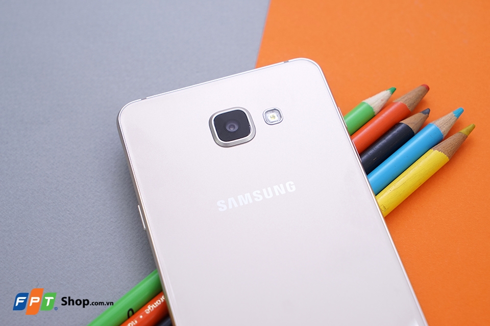 Samsung Galaxy A7 (2016) và A5 (2016)