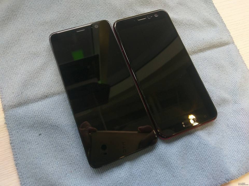 Mở hộp HTC U11 Plus phiên bản thương mại