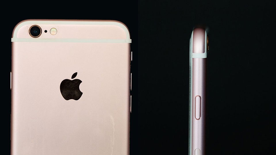 iPhone 6S (2015) iPhone 6S (2015)