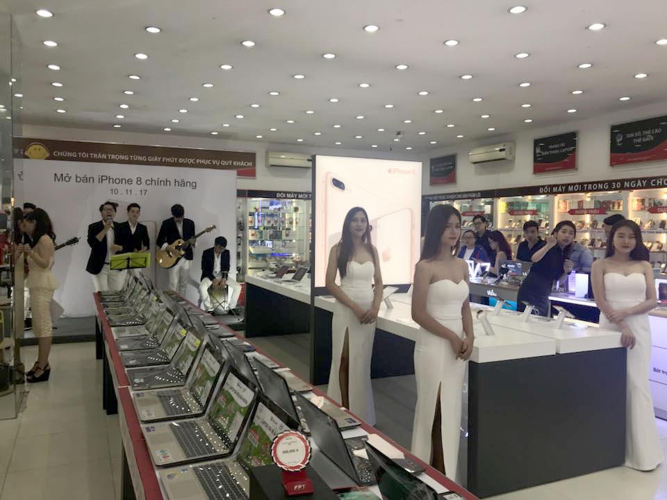 iPhone 8 / iPhone 8 Plus chính hãng lên kệ FPT Shop