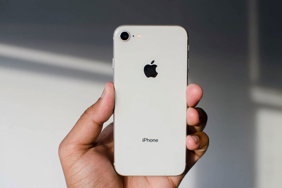 Apple iPhone 8