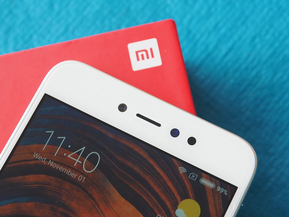Trên tay Xiaomi Redmi Y1