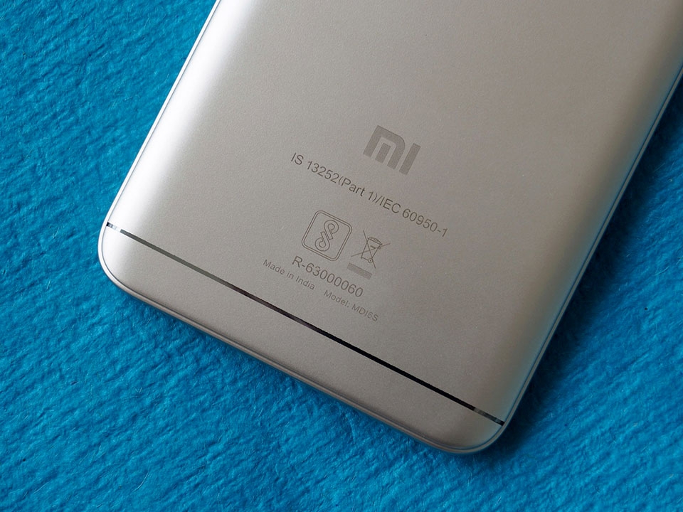 Trên tay Xiaomi Redmi Y1