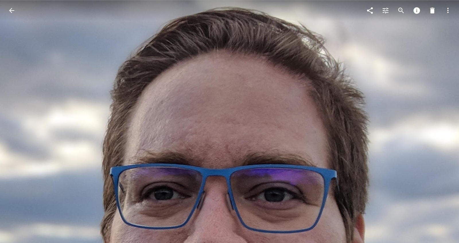 iPhone X đối đầu Pixel 2 chụp selfie Portrait Mode