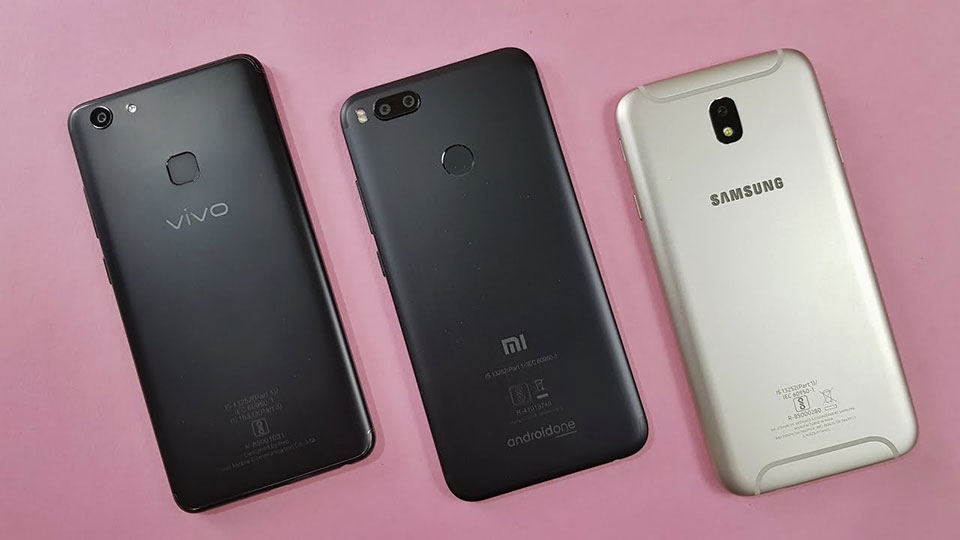 Nên mua iPhone 5s hay smartphone Android ngang tiền? Nên mua iPhone 5s hay smartphone Android ngang tiền?
