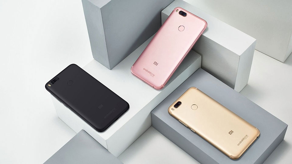 Nên mua iPhone 5s hay smartphone Android ngang tiền? Nên mua iPhone 5s hay smartphone Android ngang tiền?