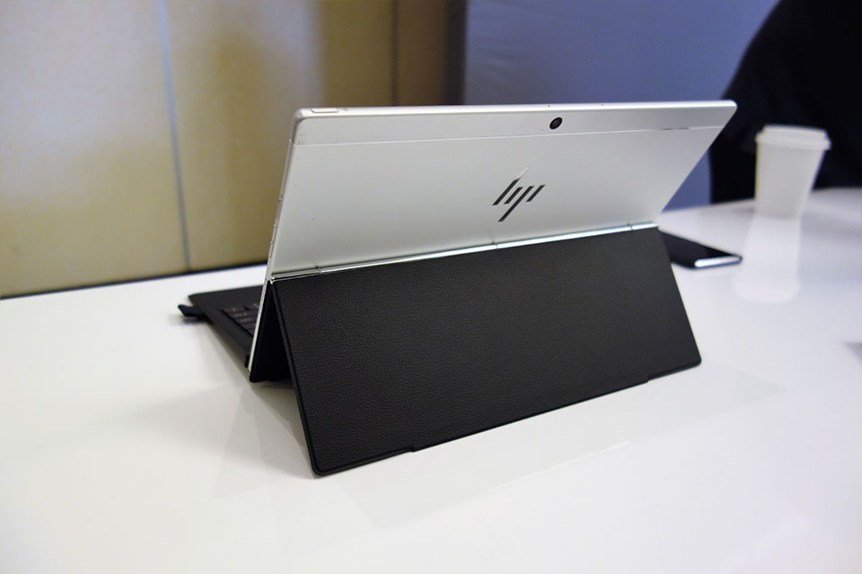 Trên tay HP Envy x2