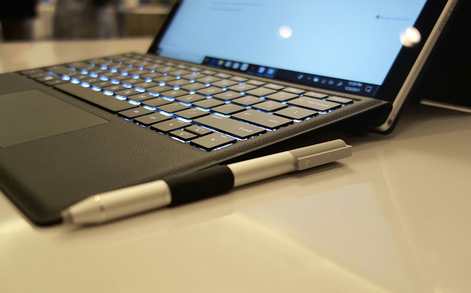 Trên tay HP Envy x2