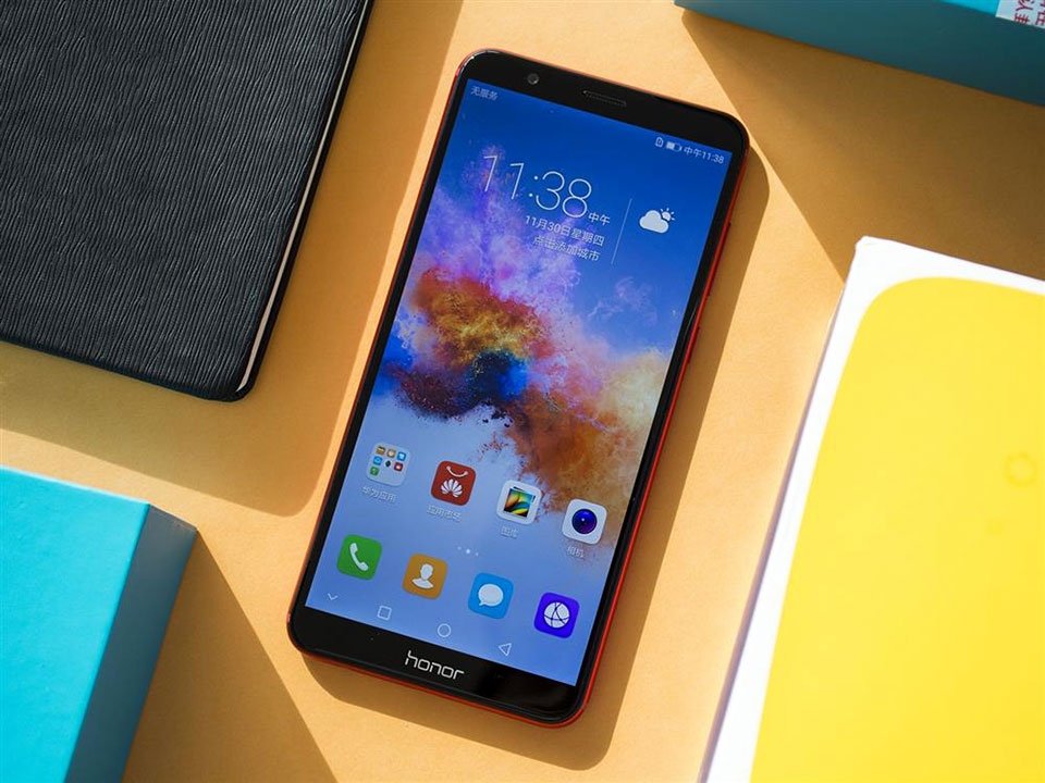Trên tay Huawei Honor 7X Trên tay Huawei Honor 7X