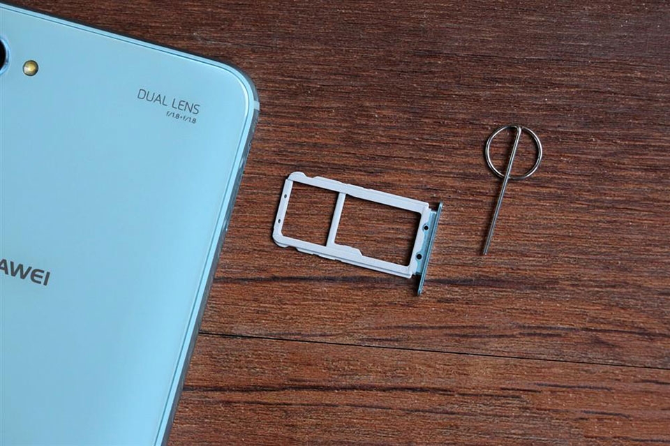 Huawei Nova 2s Huawei Nova 2s